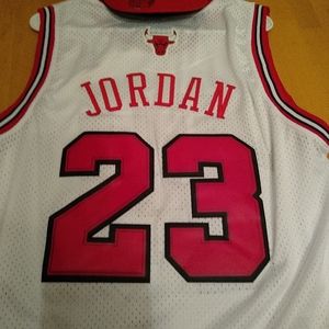Michael Jordan jersey and hat